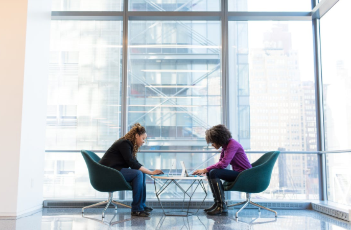 Reasons to Hire Window Tinting Services for Your Business