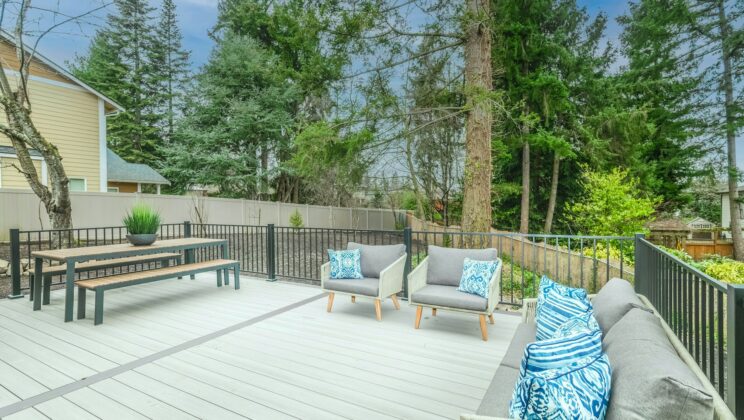 Patio Furniture Must-Haves for a Warm and Inviting Patio